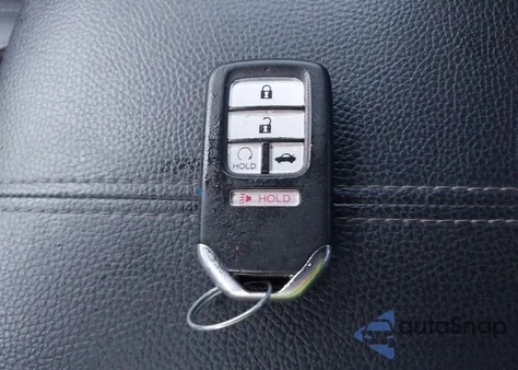 2016 Honda Accord Ex-L из США, поврежденный, VIN 1HGCT1B82GA003033